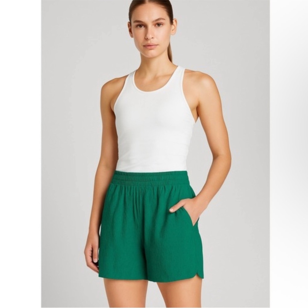 Athleta 6 Green Echo Shorts